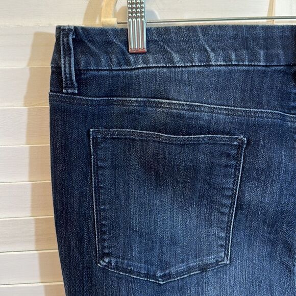 Chico’s Jeans Capri Size 3 (16) Stretch Denim - Picture 9 of 16